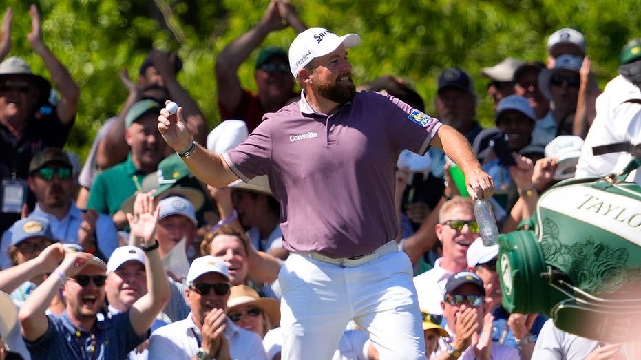 shane-lowry-makes-hole-in-one-at-masters-to-suddenly-get-himself-in-contention-for-green-jacket