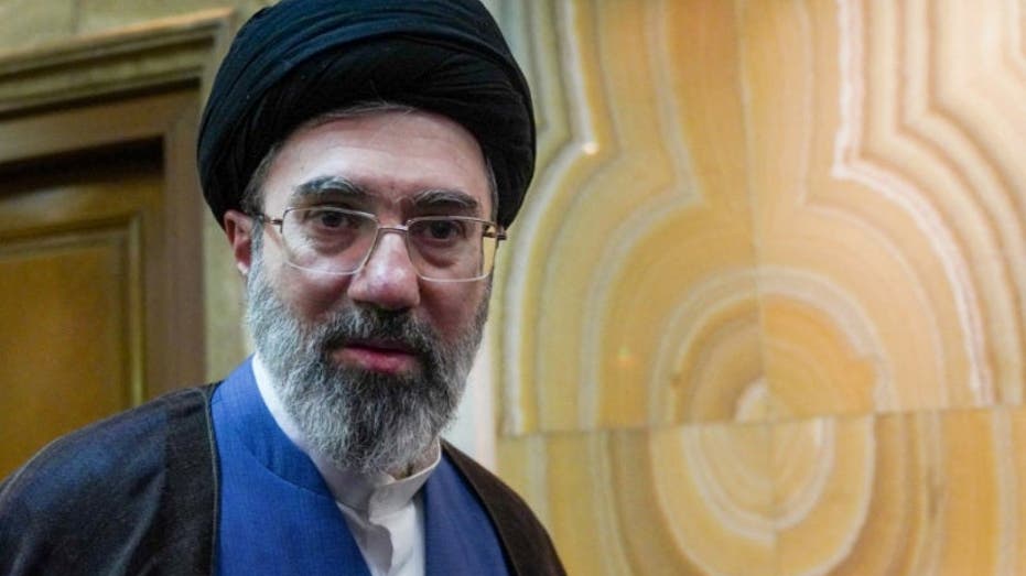 iran-in-crisis-as-us-talks-collapse,-mojtaba’s-‘mafia’-regime-blocks-khamenei-burial:-analyst